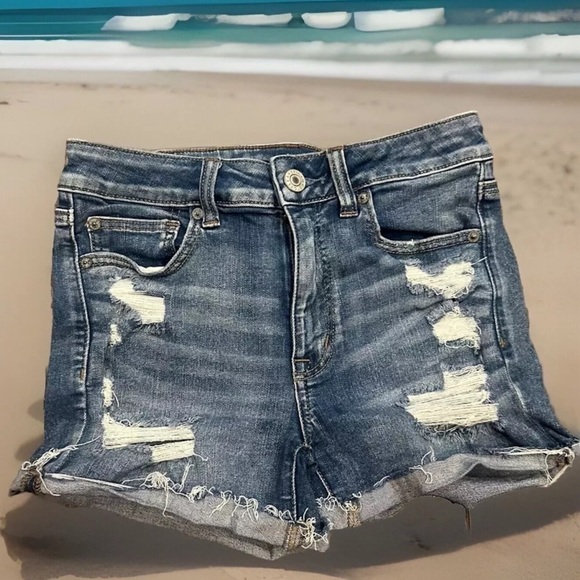 American Eagle Denim Jean Shorts Women's Next Level Stretch Hi Rise Shorty Sz 6 - Picture 1 of 14